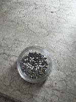 Metallic Perlen zum Basteln / 1.5 mm (neu)
