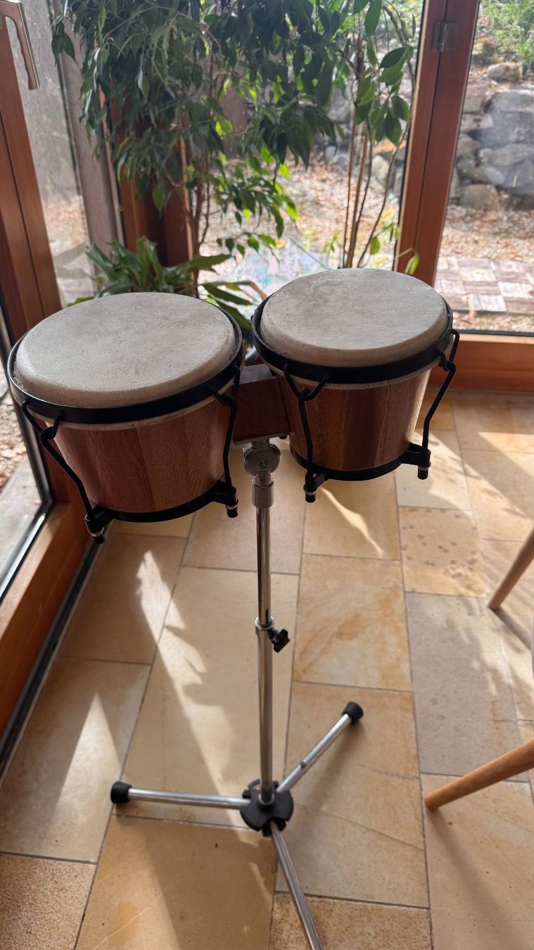 Musikinstrumente: Bongos Holz, inkl. Ständer – Gebraucht aus Bertschikon Gossau von jreutemann 6