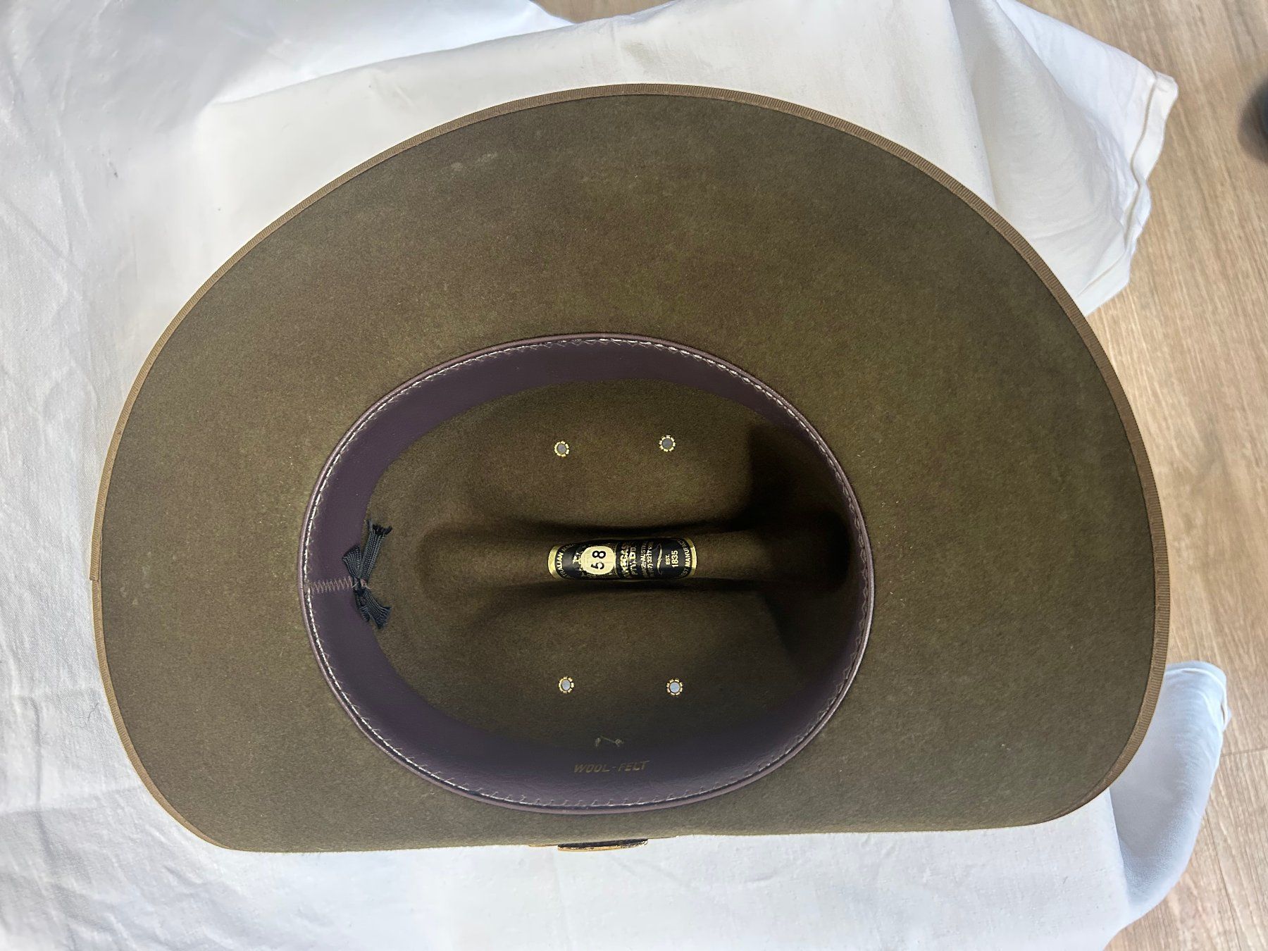 Uniformi: Australische Armee, Slouch-Hat, Grösse 58 – Usato da Sarmenstorf venduto da zefplupo 2