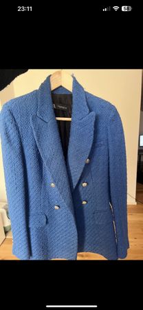 Zara Blazer Struktur blau zweireihig Grösse XS getragen