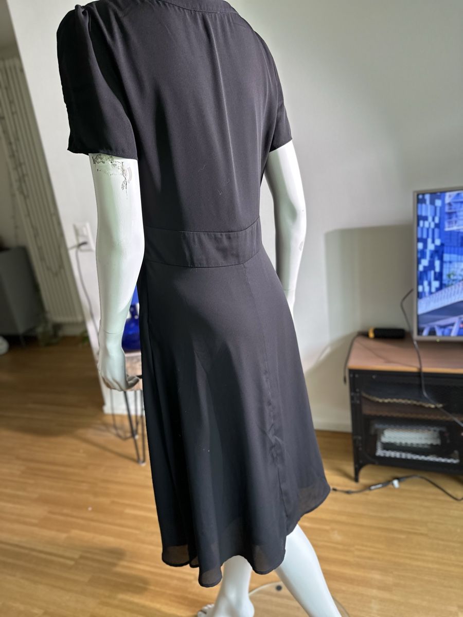 Mint & Berry Vestiti: Damenkleid von Mint&Berry – Usato da Adliswil venduto da RicPro 2