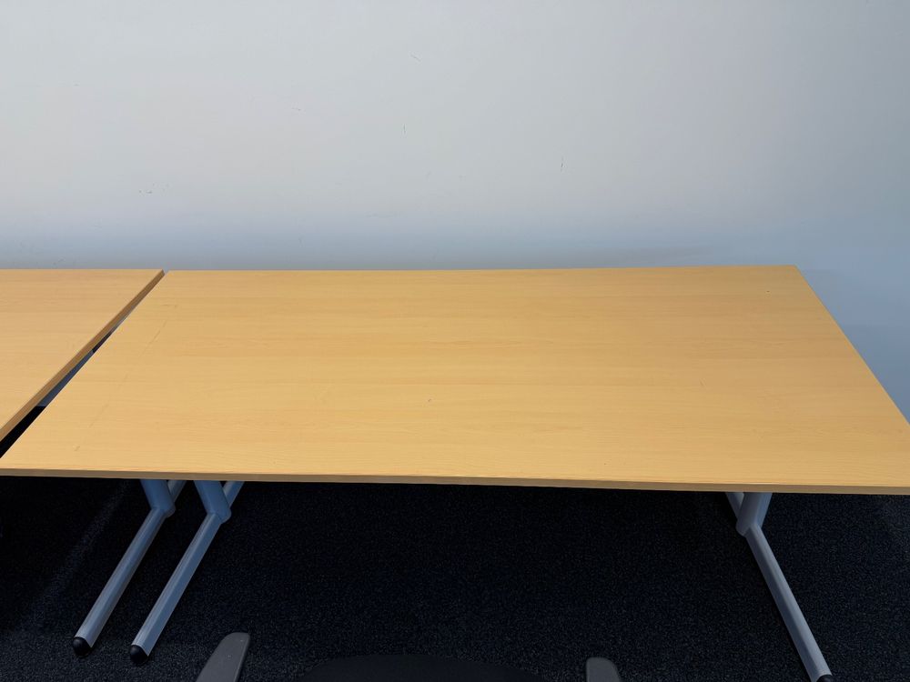 Scrivanie: Grosser Bürotisch (2 Exemplare verfügbar) – Usato da Glattbrugg venduto da traffael 1