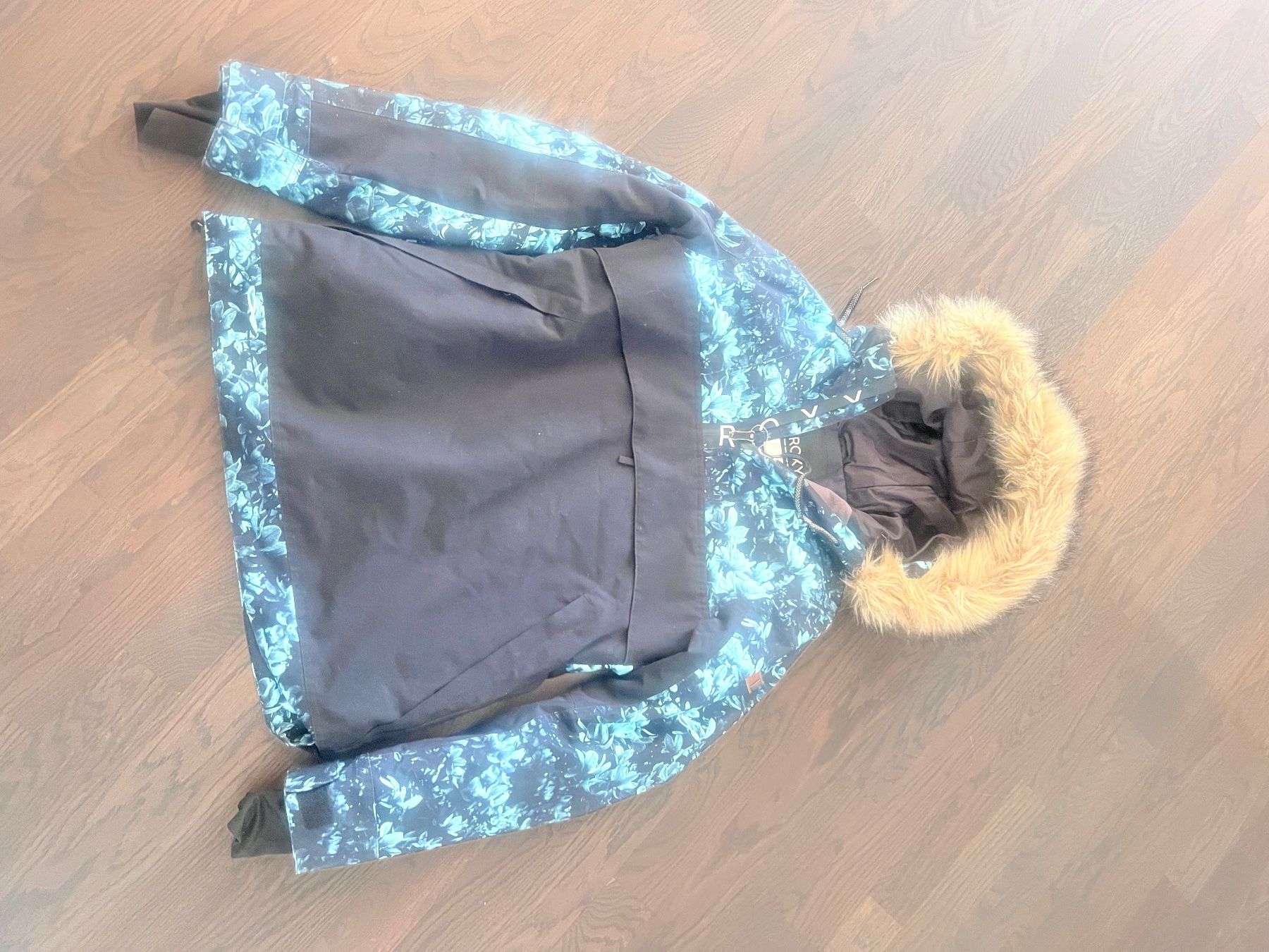 Roxy Giacche: Roxy Snowboard Jacke – Usato da Uitikon-Waldegg venduto da LaDiene 7