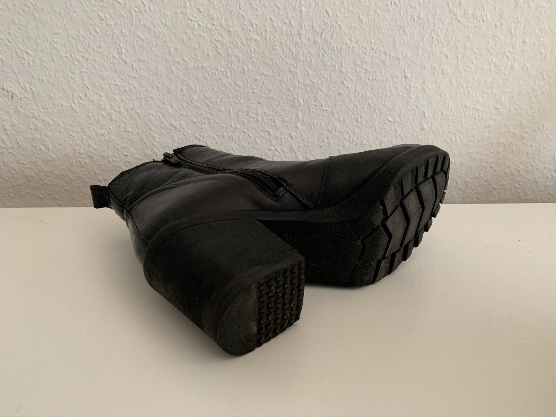 Damenschuhe: Leder Stiefelette schwarz - 38 – Gebraucht aus Zürich von Diazaio 4