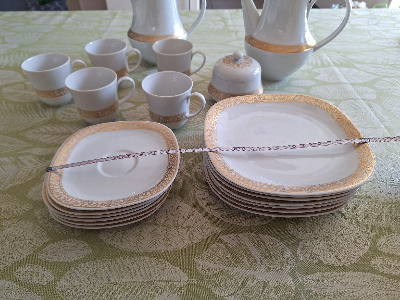 Geschirrsets: Kaffee und Tee Geschirrset Langenthal – Gebraucht aus Genolier von Antoine30 1