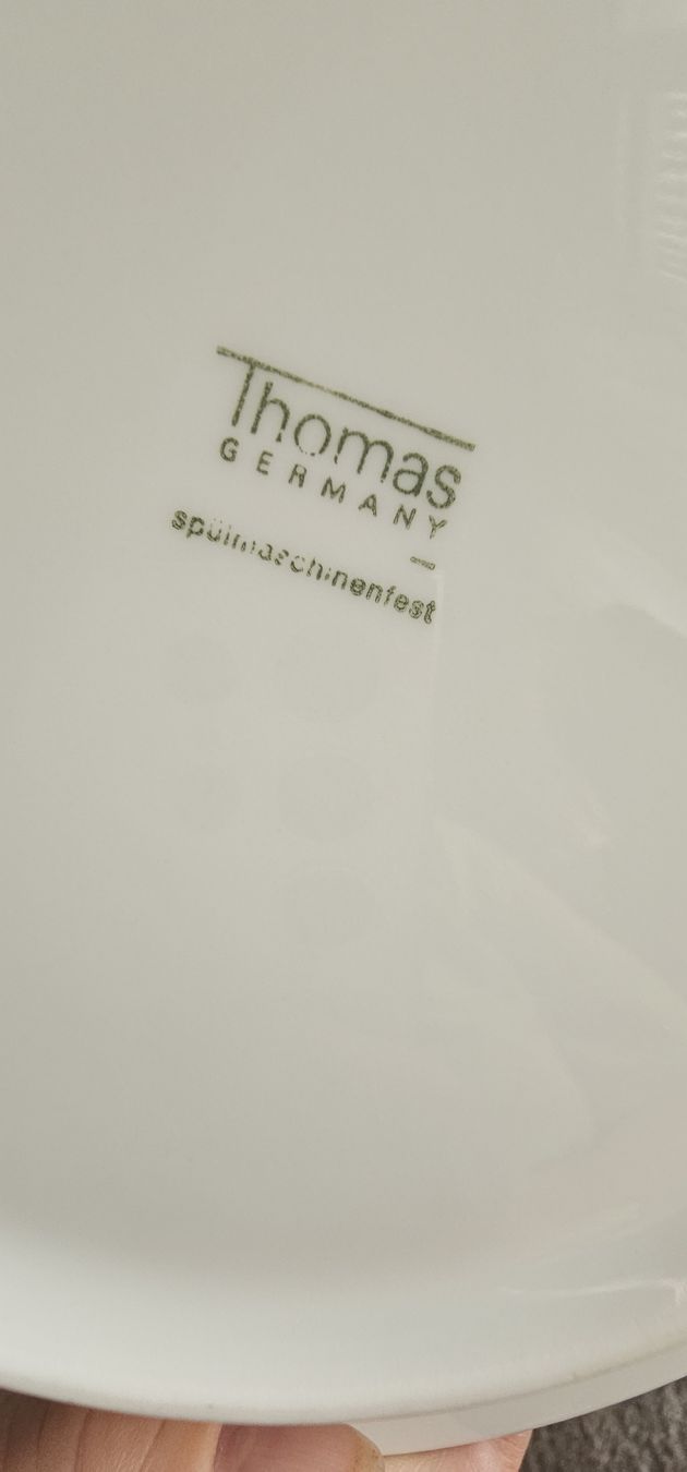 Thomas Geschirrsets: Thomas Porzellan, Weiss, Set – Gebraucht aus Riedikon von Winter21. 2