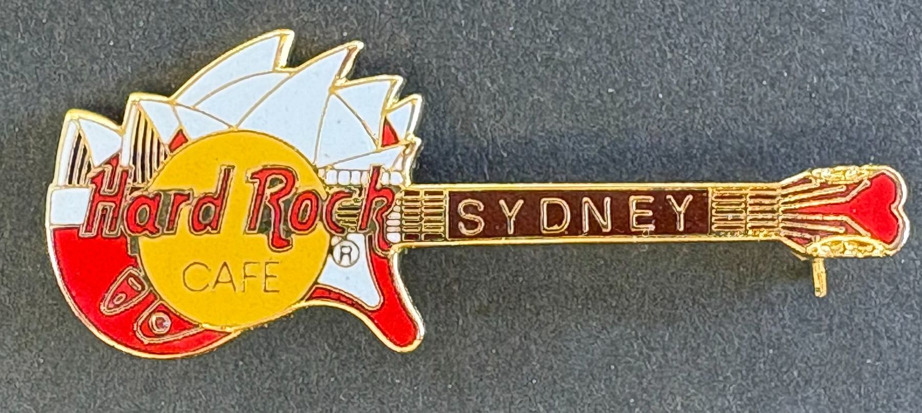 Hard Rock Cafe Placchette & Badge: ANSTECKNADEL HARD ROCK CAFE – Usato da Ostermundigen venduto da wini63