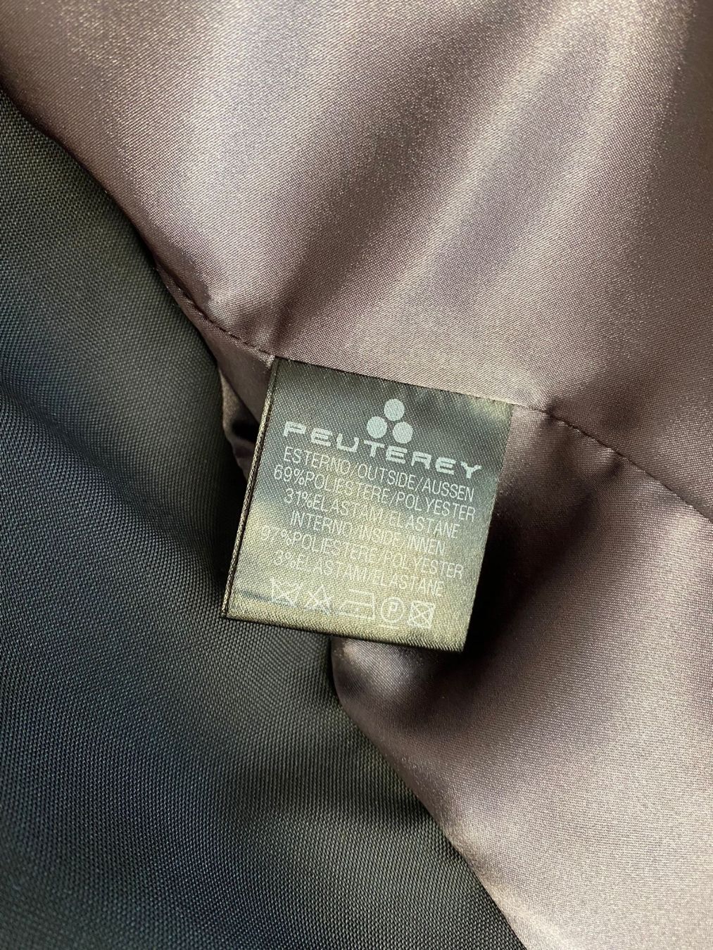 Peuterey Giacche: Peuterey Damenjacke Gr. 36 - NP 500 CHF – Usato da Frauenfeld venduto da LIL_NA 8