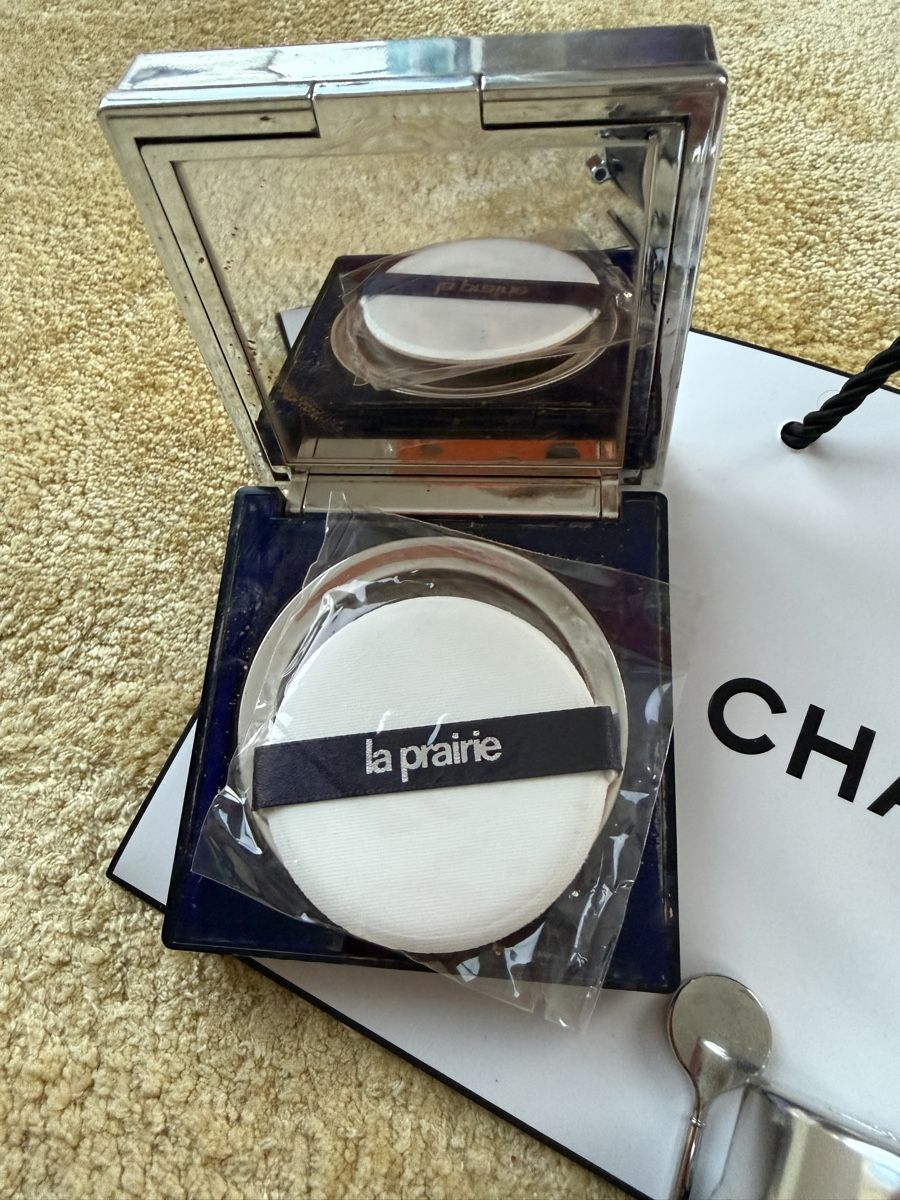 La Prairie Cura del viso: La Prairie  Leerer Glasbehälter x2, Puderverpackung  leer – Usato da Zumikon venduto da DamenFashionShop 6