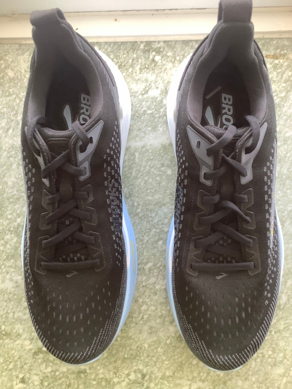 Brooks Herrenschuhe: Brooks - Jogging - Laufschuhe  /  Gr. 42,5 – Neu (gemäss Beschreibung) aus Zürich von Goworki