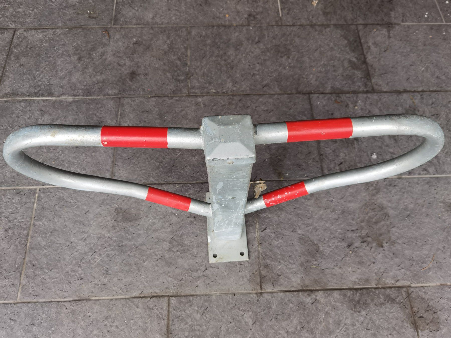 Tous les outils: Parkplatzsperre – Neuf (Voir description) à Wohlen AG par Mikisal