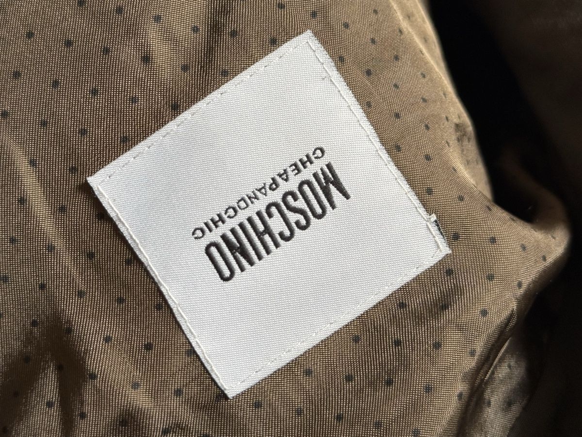 Moschino Giacche: Trenchcoat Moschino – Nuovo (secondo la descrizione) da Genève venduto da din_8xv2 4