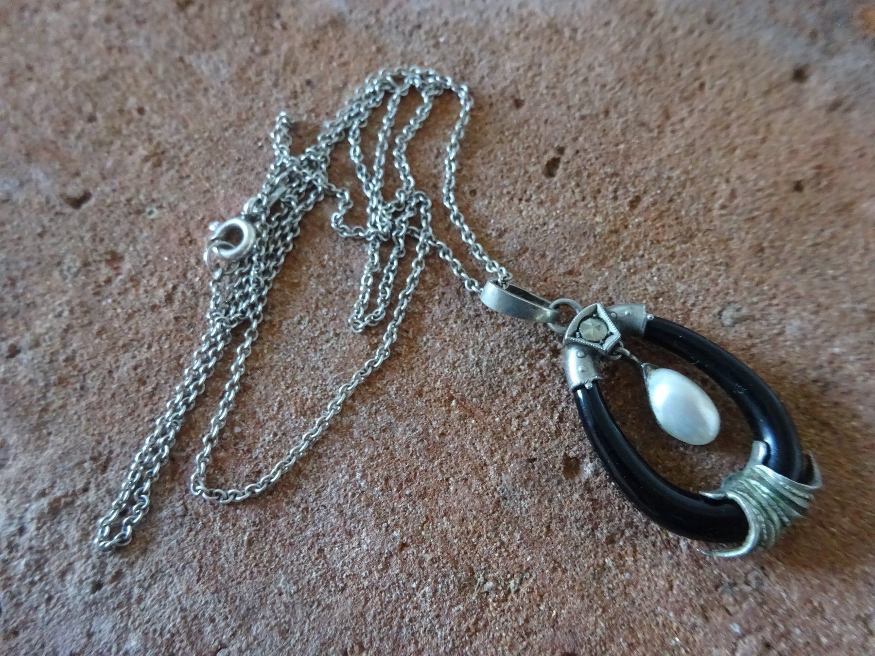 Catenine: Kette Perle Onyx Jugendstil / 835 Silber – Usato da Esslingen venduto da FetteSchnecke