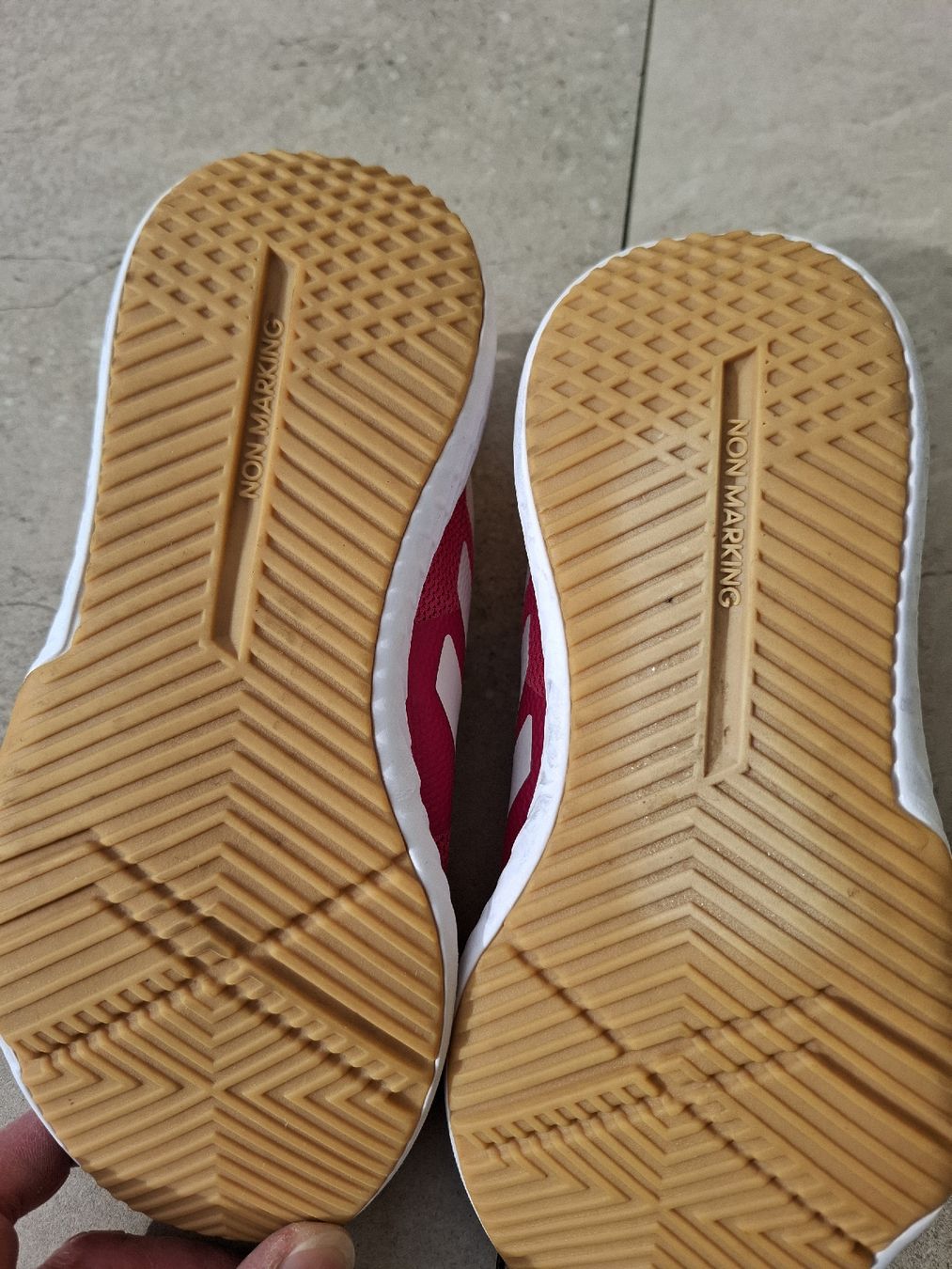 Adidas Scarpe per ragazzi: Adidas Turnschuhe Grösse 34!!! – Usato da Dörflingen venduto da Sander 6