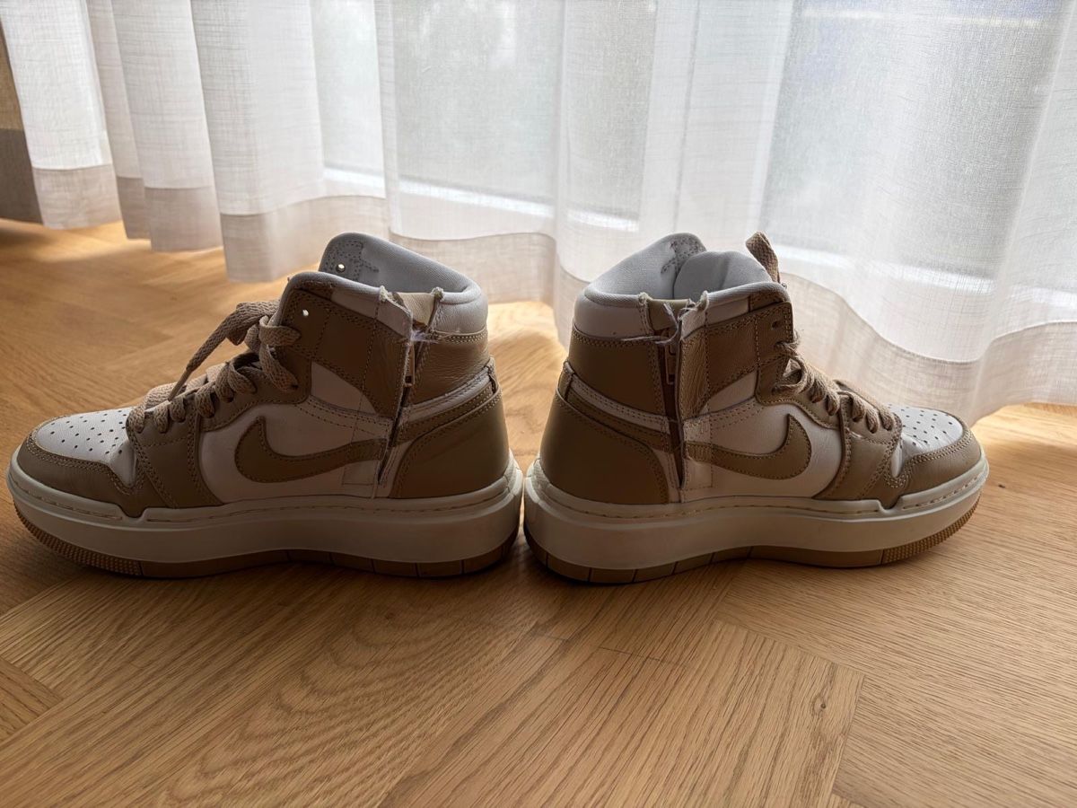 Jordan Scarpe da donna: Air Jordan 1 Elevate High - Grösse 36.5 – Usato da Buchs SG venduto da and_t5cg 4