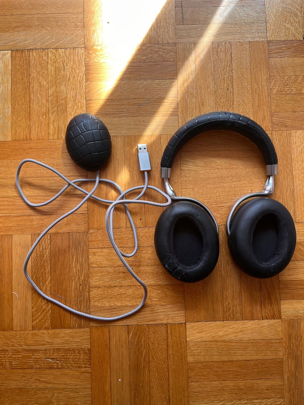 Parrot Cuffie: casque parrot zik 3 – Usato da Lausanne venduto da ant_68z8 3