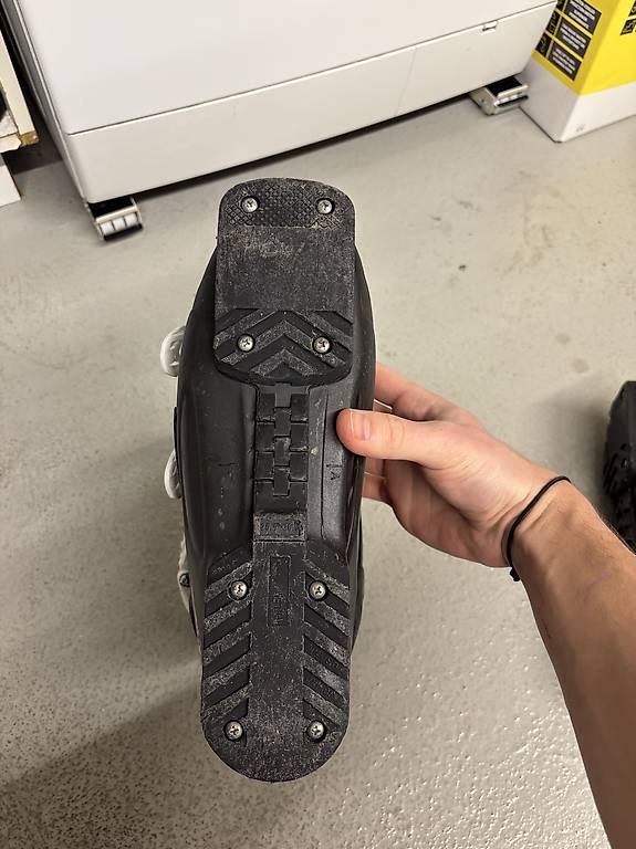 Nordica Chaussures hommes: Skischuhe gebraucht 40.5-41 oder 26-26.5 – D'occasion à Würenlos par Daveness 4