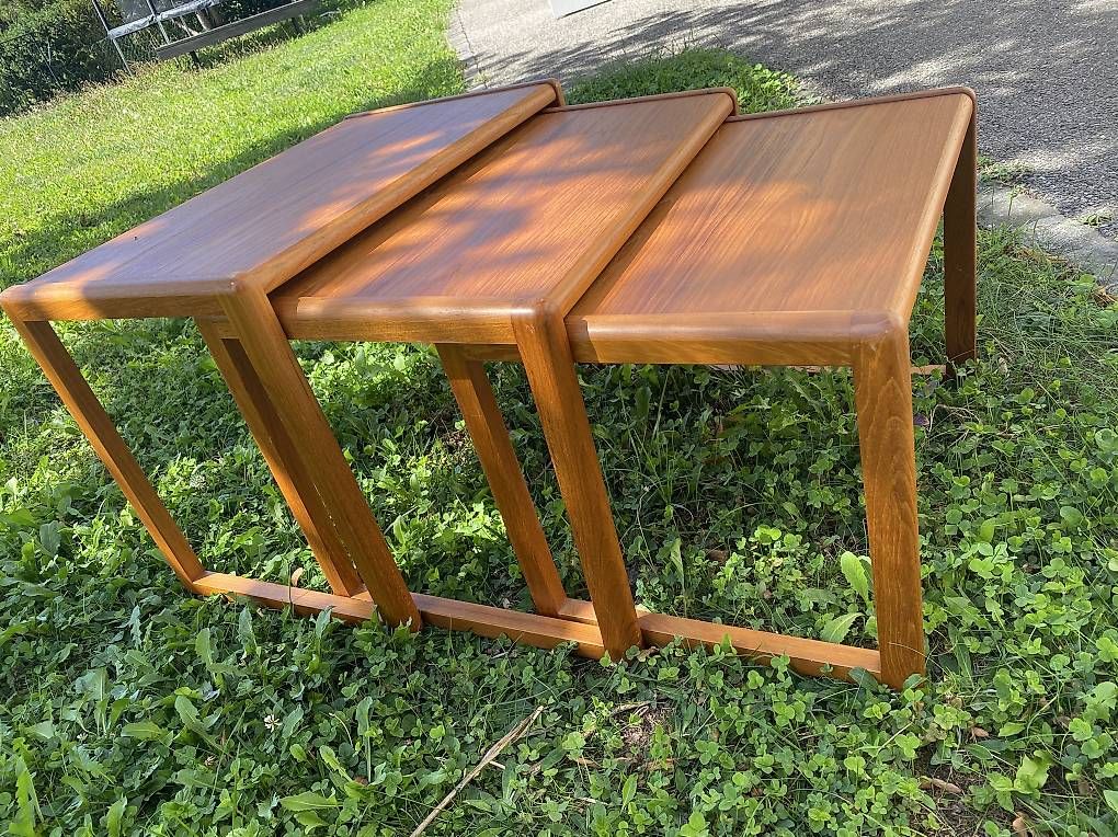 Tables: Tables gigognes en teck – D'occasion à Vevey par cle_6smb 1