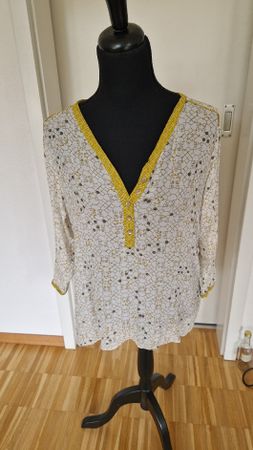 Leicht transparente Bluse von Nile, Gr. M
