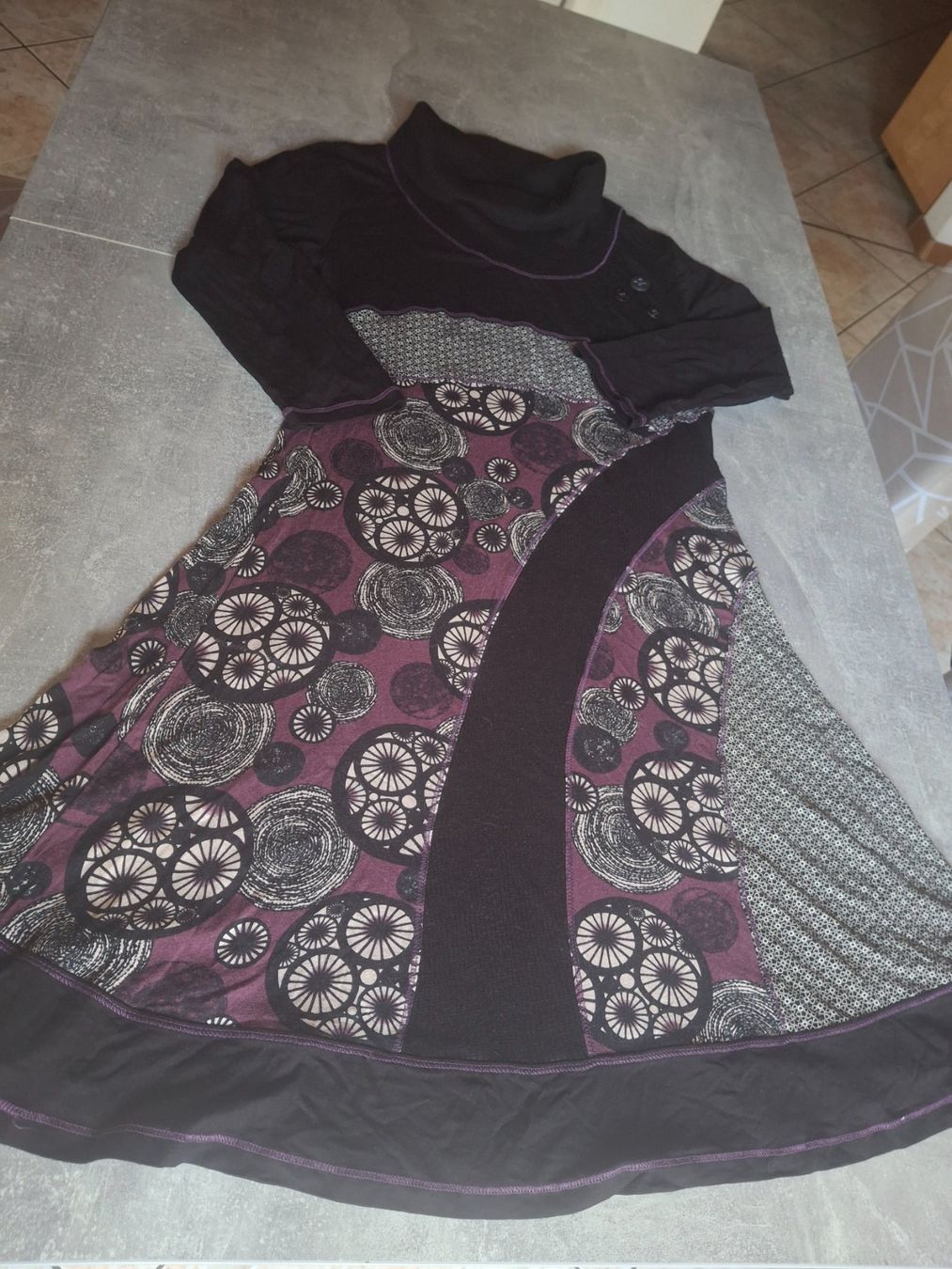 Vestiti: Robe fluide sur ke bas taille M – Usato da Villiers venduto da san_jn5w