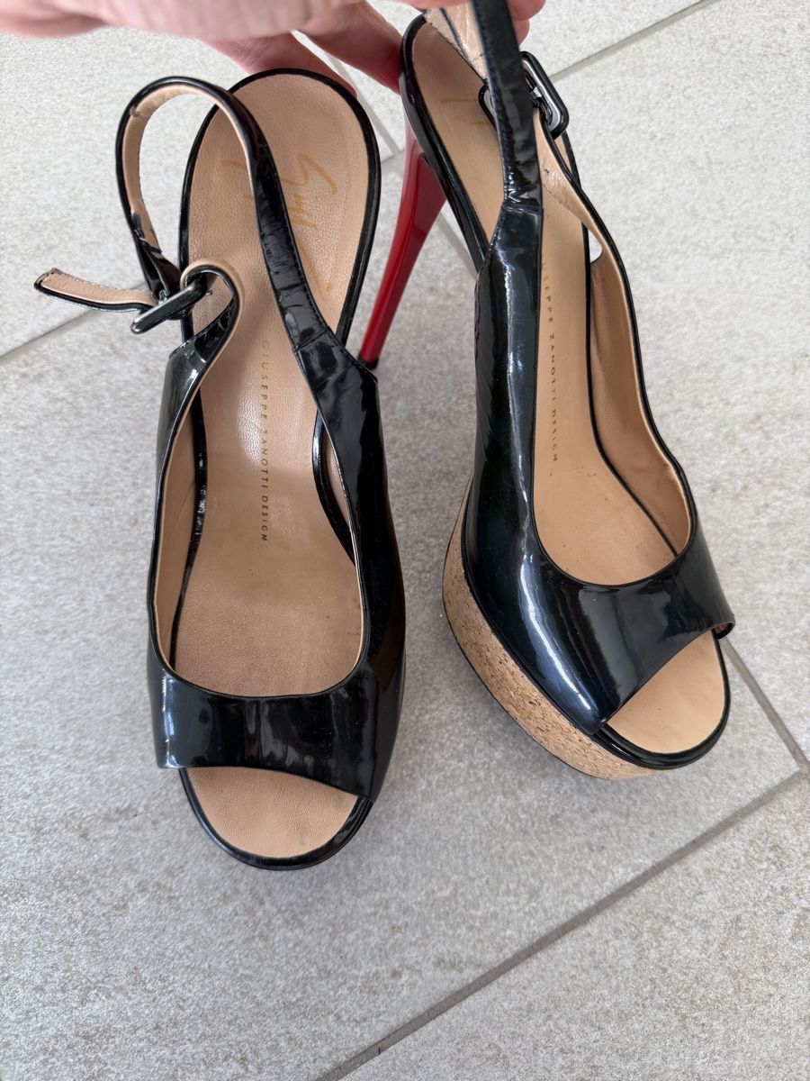 Zanotti Scarpe da donna: Gorgeous Giuseppe Zanotti sandals in 38 – Usato da Herrliberg venduto da Tubalp