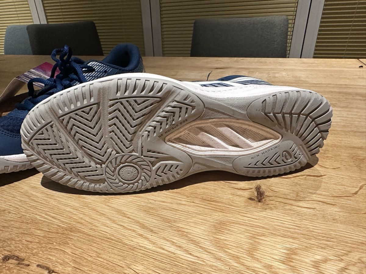 Asics Scarpe da uomo: Asics Hallenschuhe Gr. 40 – Usato da Horw venduto da rexusto 1