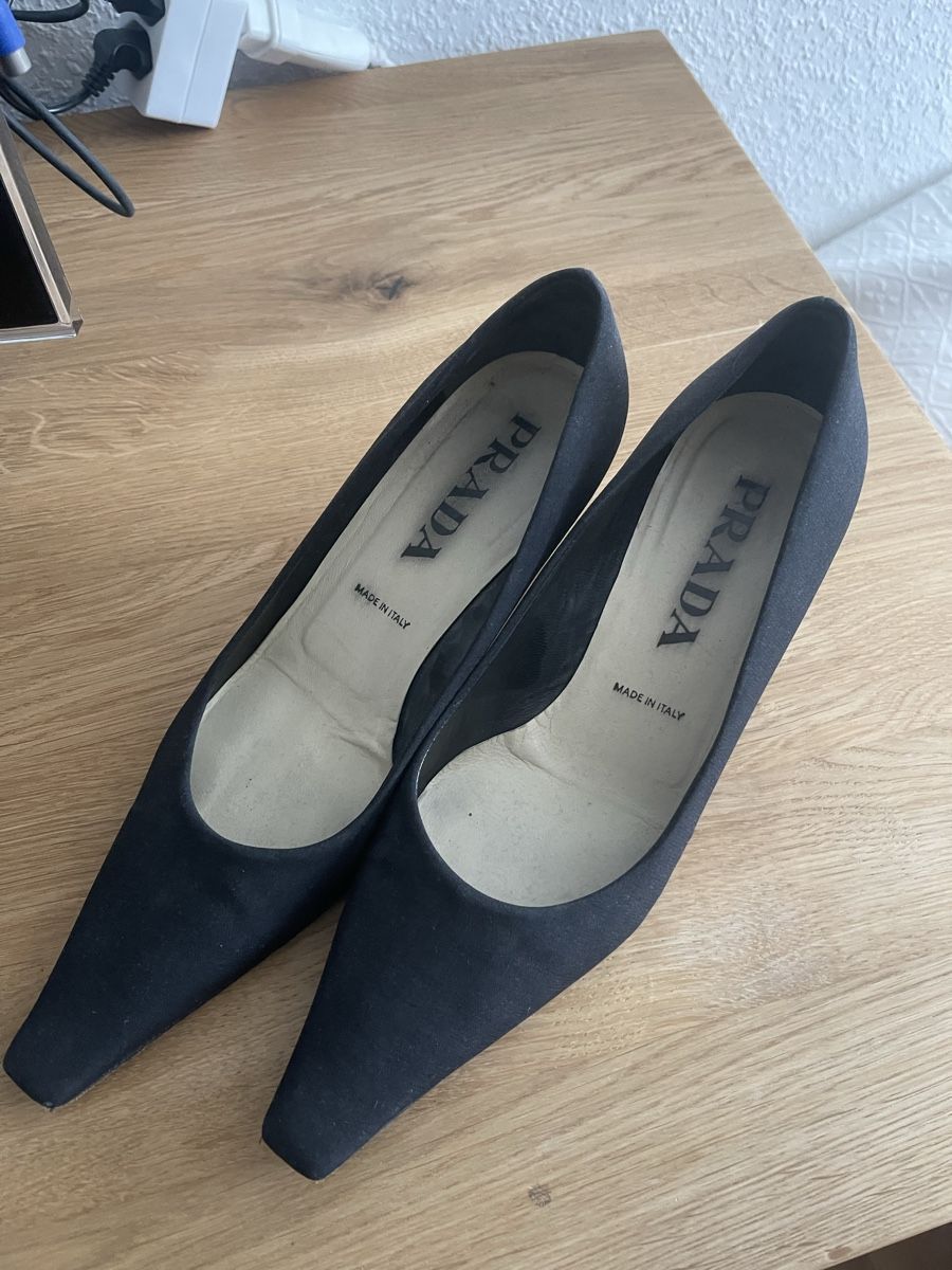 Prada Scarpe da donna: Elegante Prada Schuhe, schwarz, Grösse 35.5 – Usato da Horgen venduto da sel_qc25