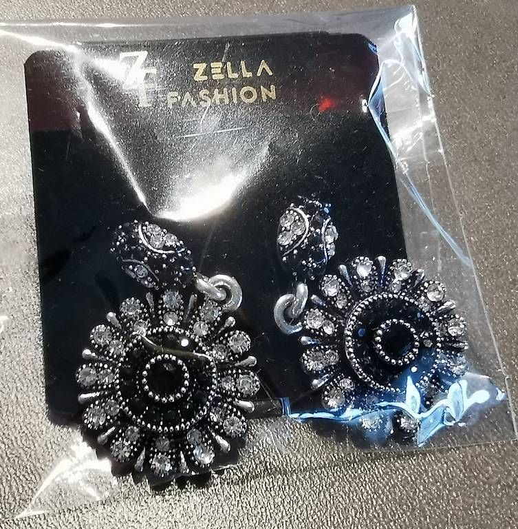 Ohrringe & -stecker: Veri orecchini indiani Nuovi – Neu und originalverpackt aus Giubiasco von ari_qtg8
