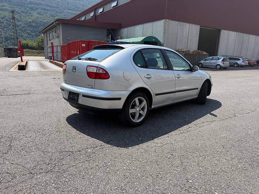 Automobili: Seat Leon 1.9TDI  Collaudata 2026 – Usato da Cadenazzo venduto da LuismacchineSagl 3