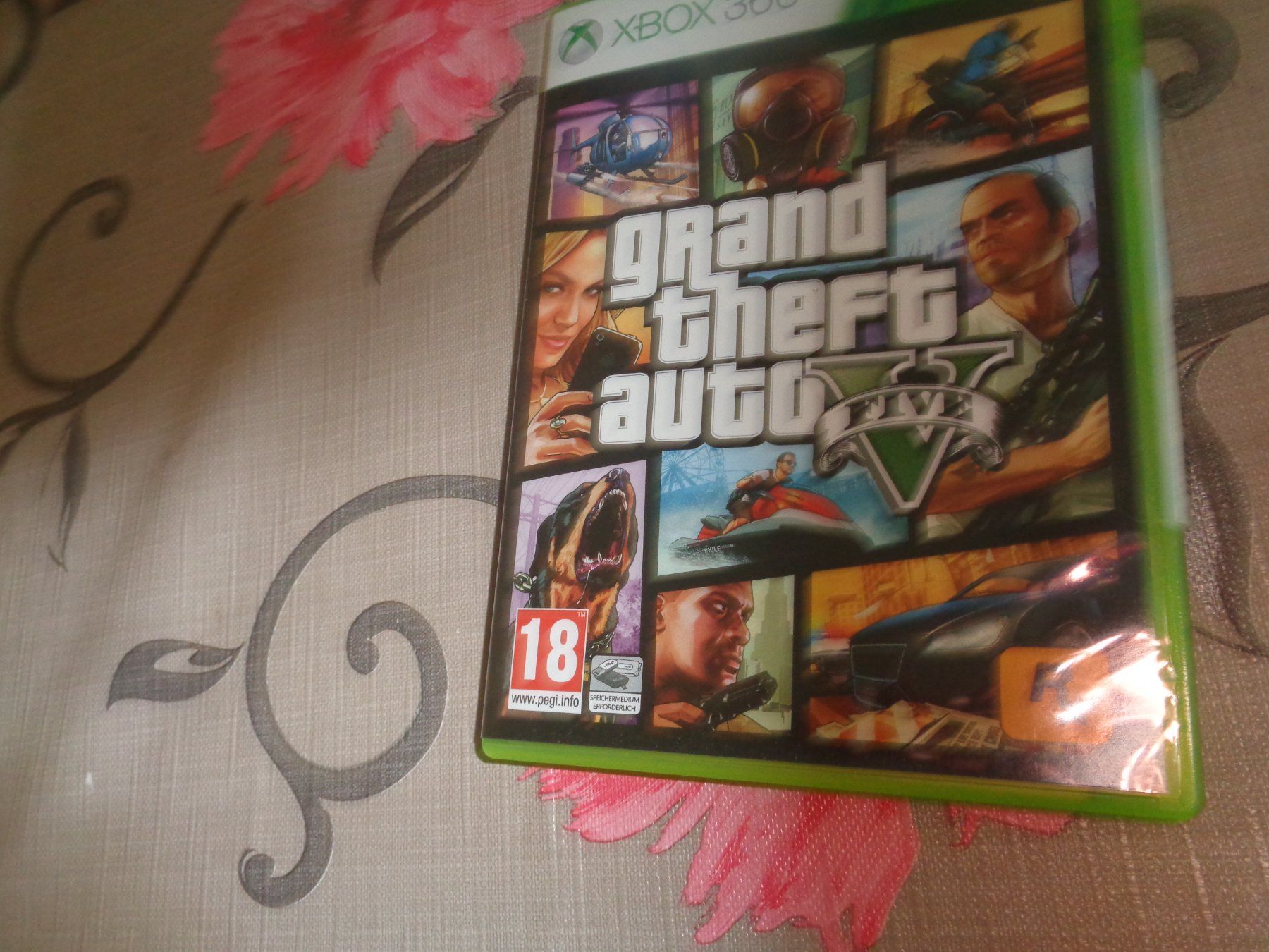 Giochi: Grand Theft Auto V 5 XBOX 360 – Usato da Olten venduto da Disc-Ausverkauf