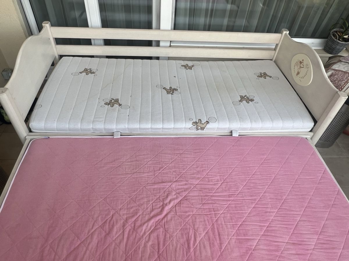 Letti: Jugendbett mit Gastbett ausziehbar – Usato da Meilen venduto da Romana13 6