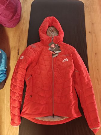 La Sportiva Daunenjacke Primaloft Grösse M Herren. Neu