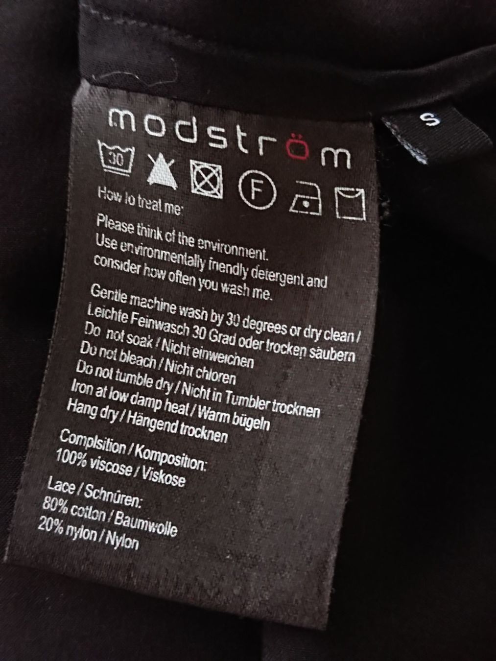 Camicette: Damen Bluse Modstrom Gr. S Schwarz mit Spitzeneinsatz – Usato da Hallau venduto da CHACLA 3