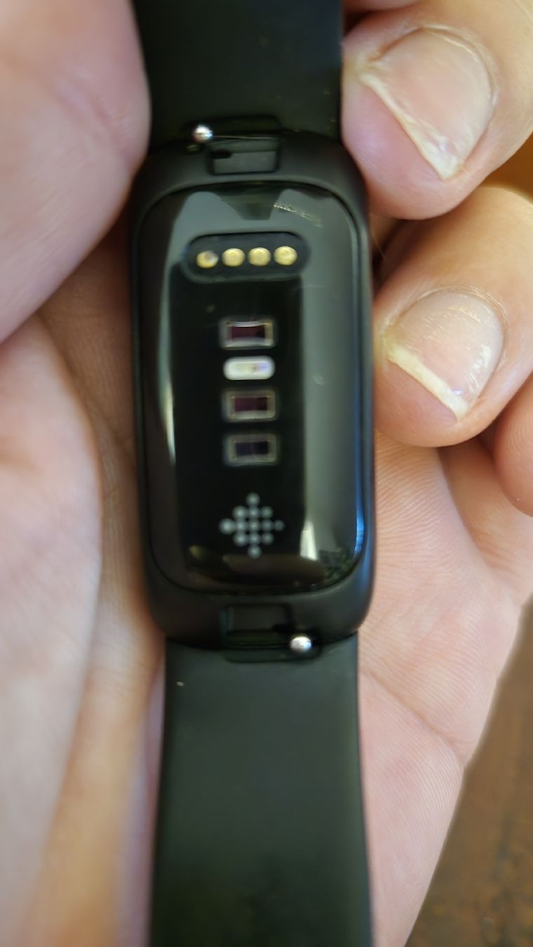 Fitbit Smartwatch: Fitbit Inspire 3 – D'occasion à Benglen par Janine_25 5