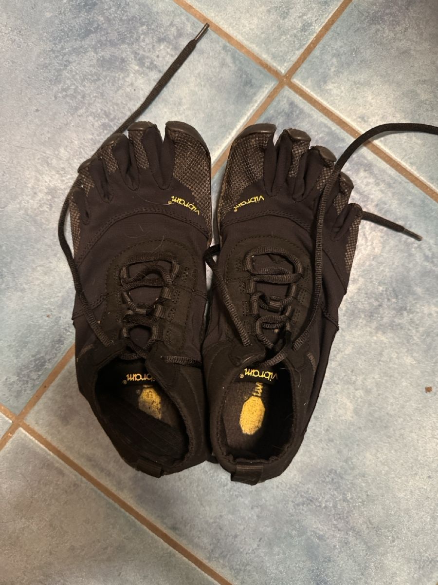 Vibram Scarpe da donna: Barfussschuhe, Zehenschuhe – Usato da Wyssachen venduto da Dschili 4