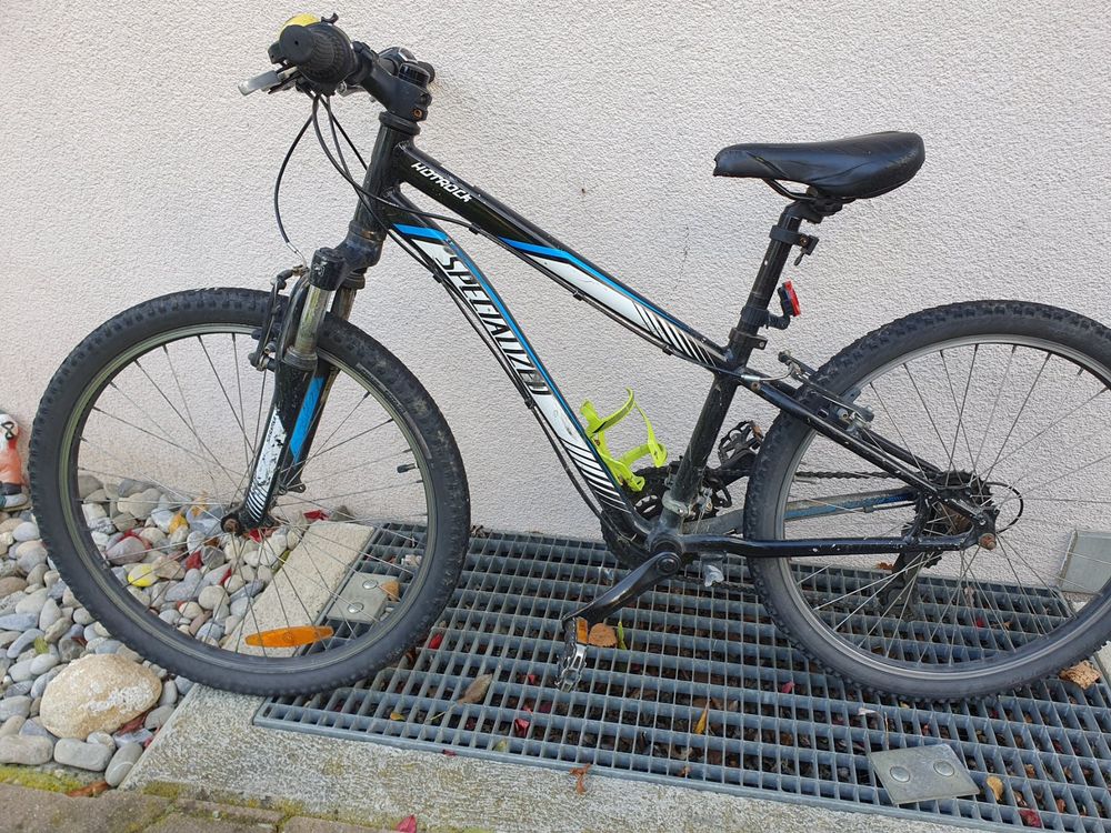 Specialized Kinder Mtb, 24 Zoll Räder, Rockshox Federgabel | Kaufen Auf