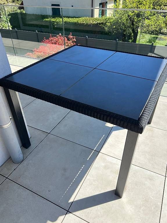 Tischset: Table et chaises de jardin en excellent état – Gebraucht aus Gland von whynotnad