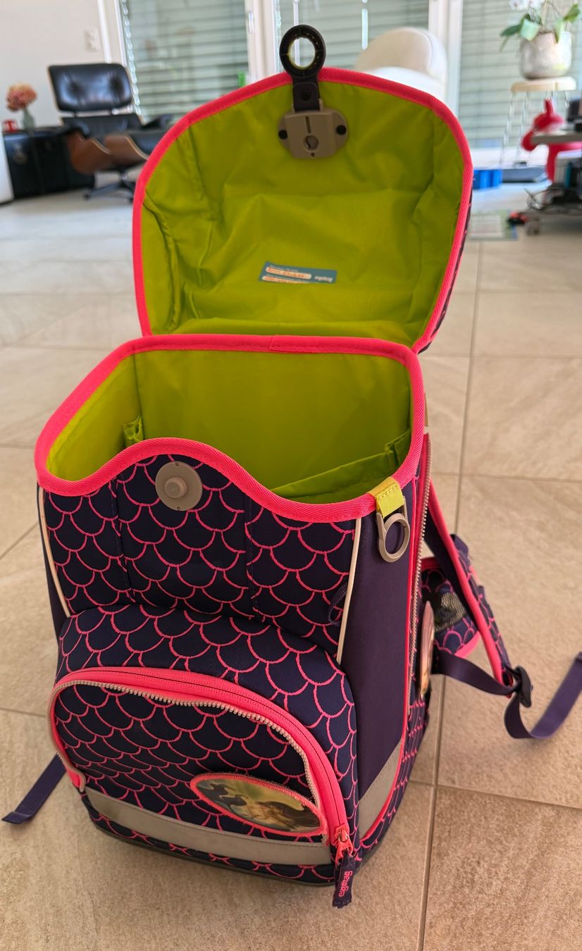 Ergobag Sacs & sacs à dos: Ergobag Cubo Light – D'occasion à Oberwil-Lieli par M.Hel 2
