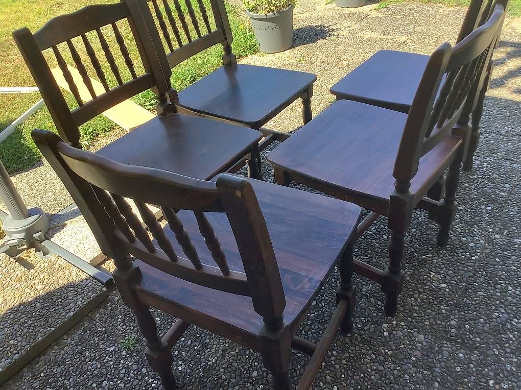 Sedie: Chaise en bois robuste 1x – Usato da Icogne venduto da luna.16 3