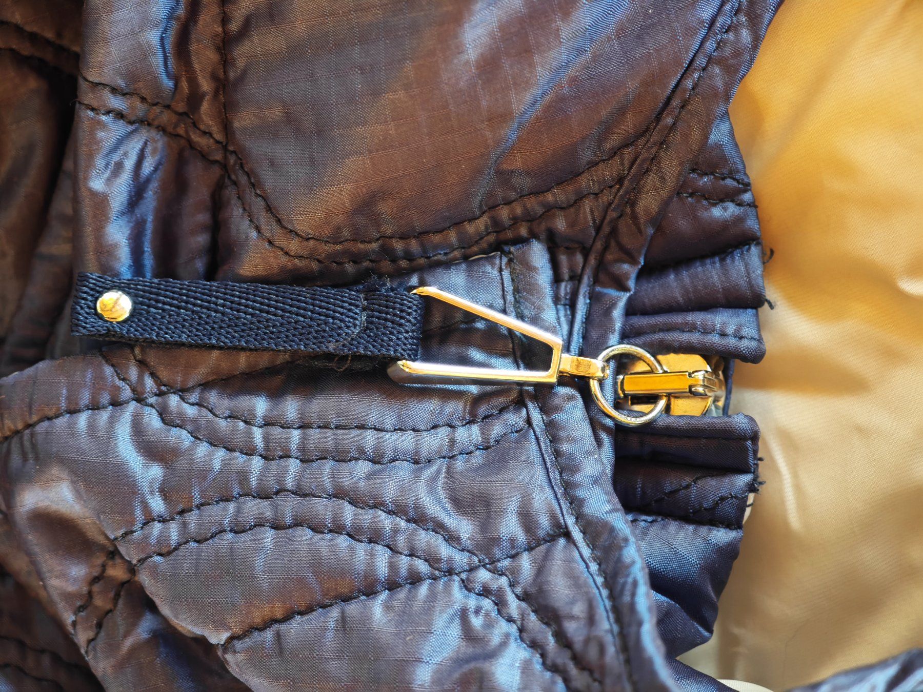 Jet Set Jacken: Jetset Übergangsjacke Grösse 3 Metallic Blau – Gebraucht aus Freienbach von Xyzchristianxyz 6