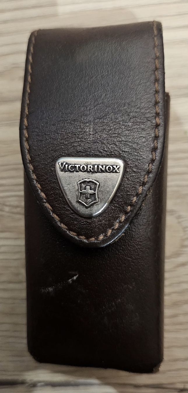 Victorinox Tutti gli attrezzi: Victorinox Multitool mit Bits und Etui guter Zustand – Usato da Worben venduto da Quest 6