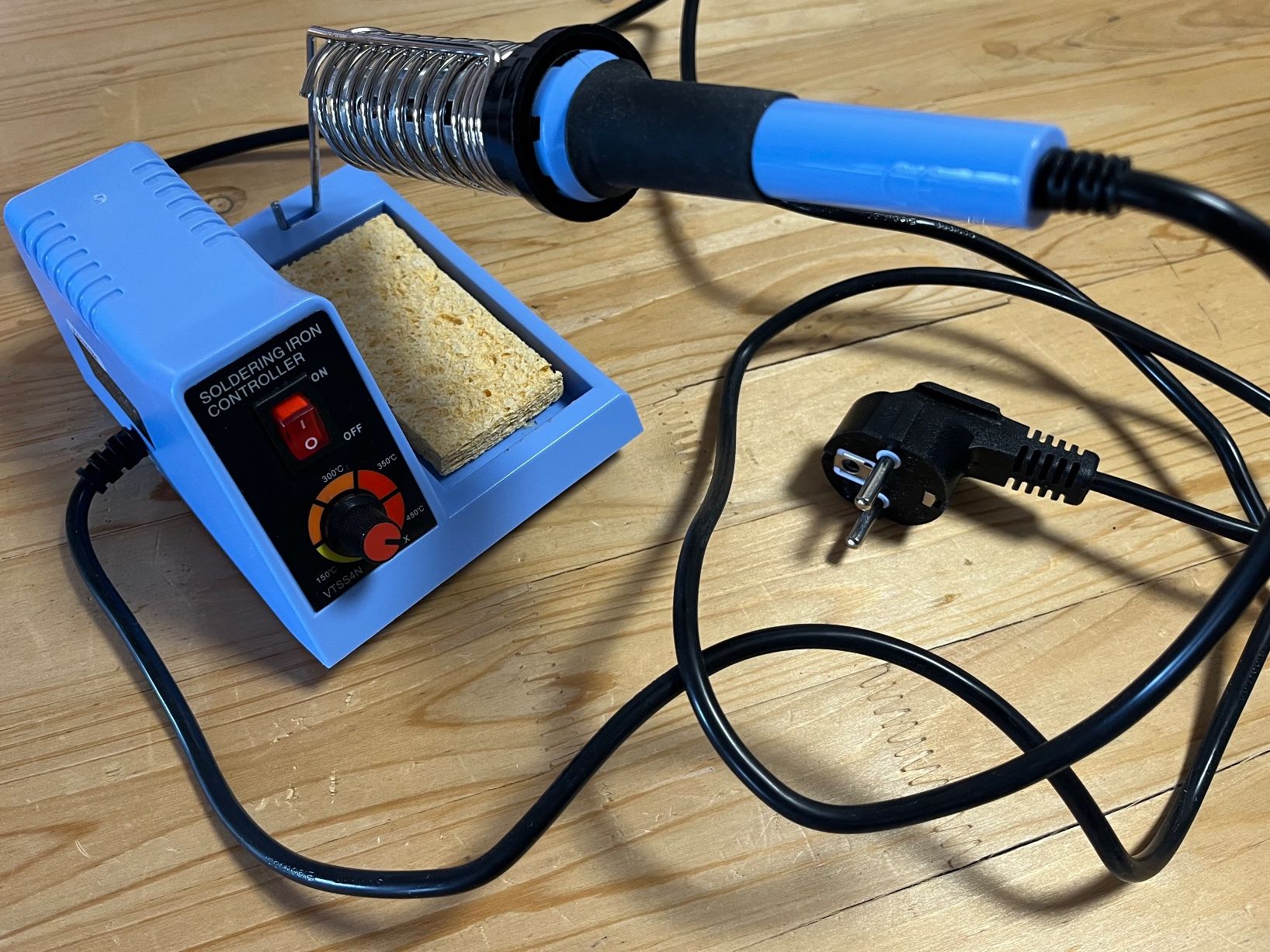 Alle Werkzeuge: Soldering Iron Temperature Controlled Used – Gebraucht aus Leysin von nevin.mccallum