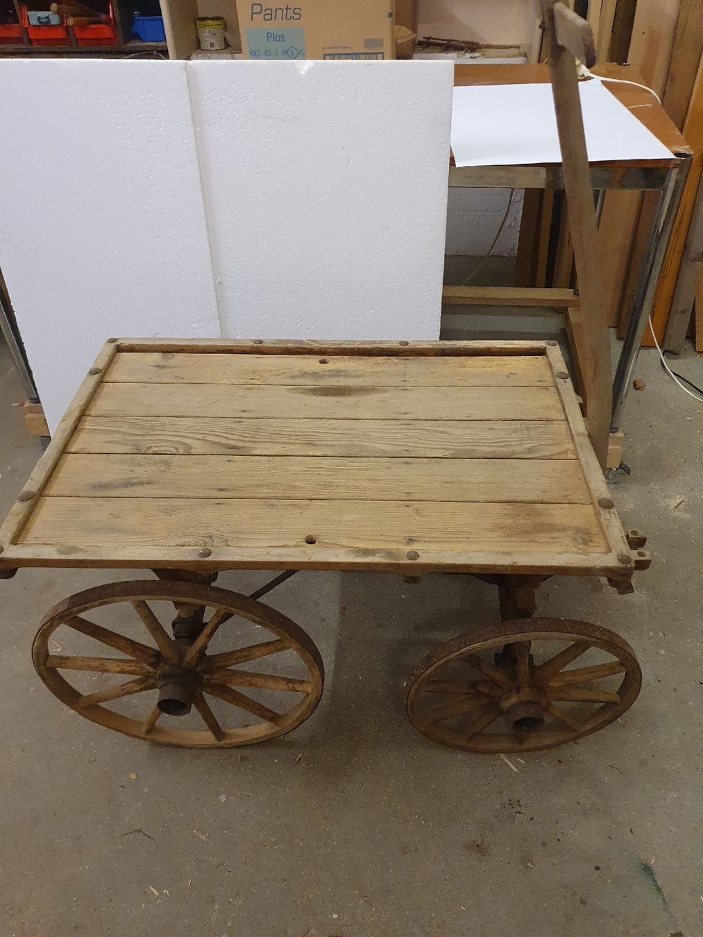 Articles en bois: charette en bois – D'occasion à Gumefens par flagada12 2