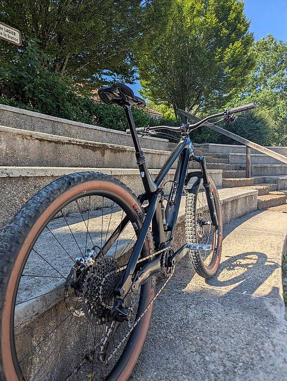 Vélos: YT Isso Core 3 – D'occasion à L'Abbaye par jol_m7tw 3