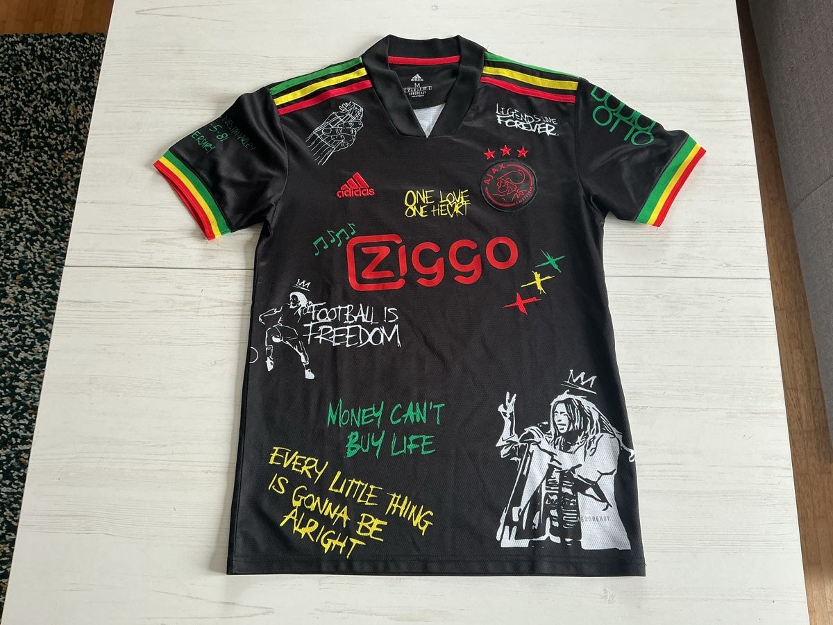Canottiere & Pantaloni: Ajax Amsterdam  Bob Marley  M – Usato da Schmitten FR venduto da Hubalo