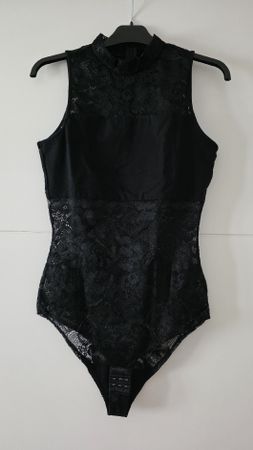 Urban Classics Body schwarz Spitze Grösse M