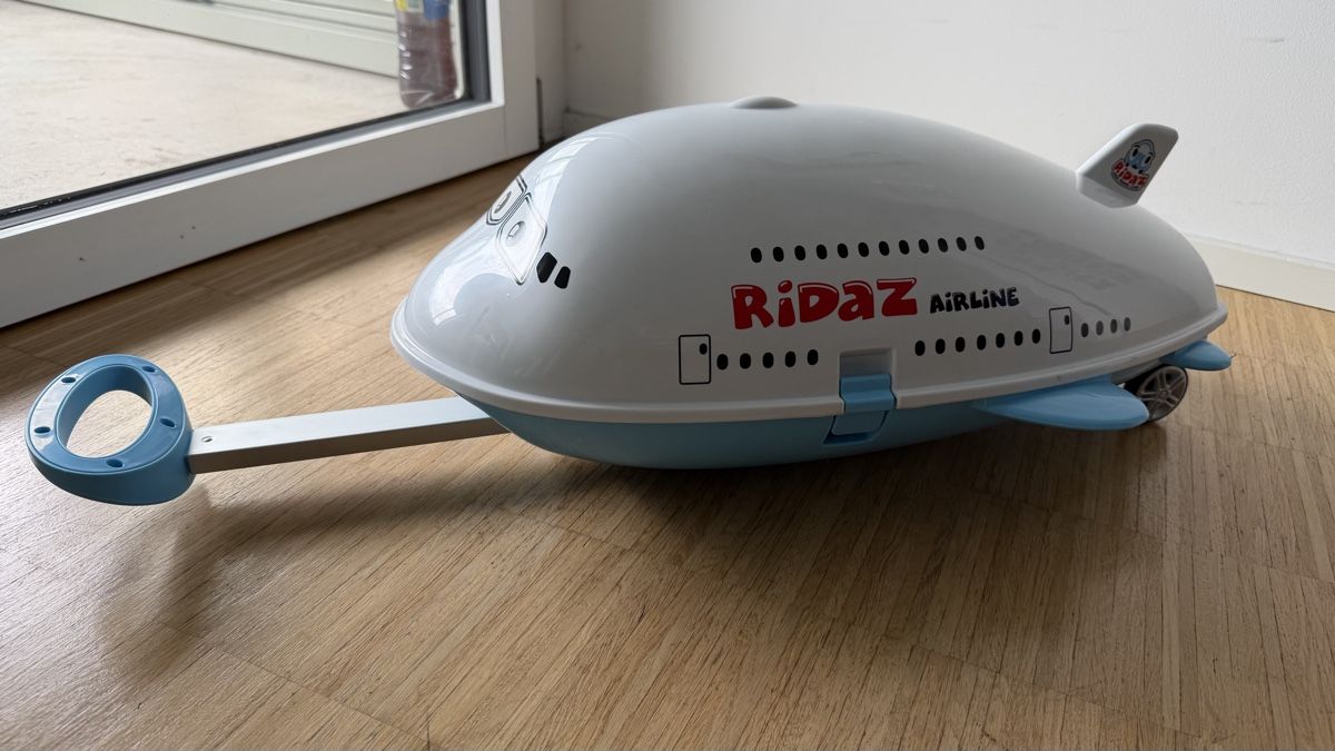 Valigie: Kinderkoffer Flugzeug – Usato da Pratteln venduto da Paddy_311 3