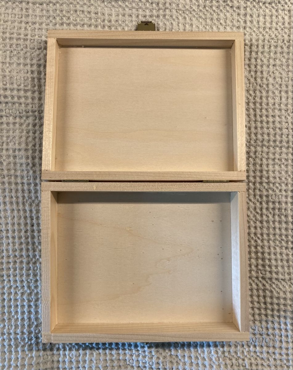 Altro in Decorazioni & Accessori: Holzkiste – Usato da Basel venduto da 2z_e_s 1