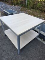 Ausstellungstisch mit Zwischenboden 