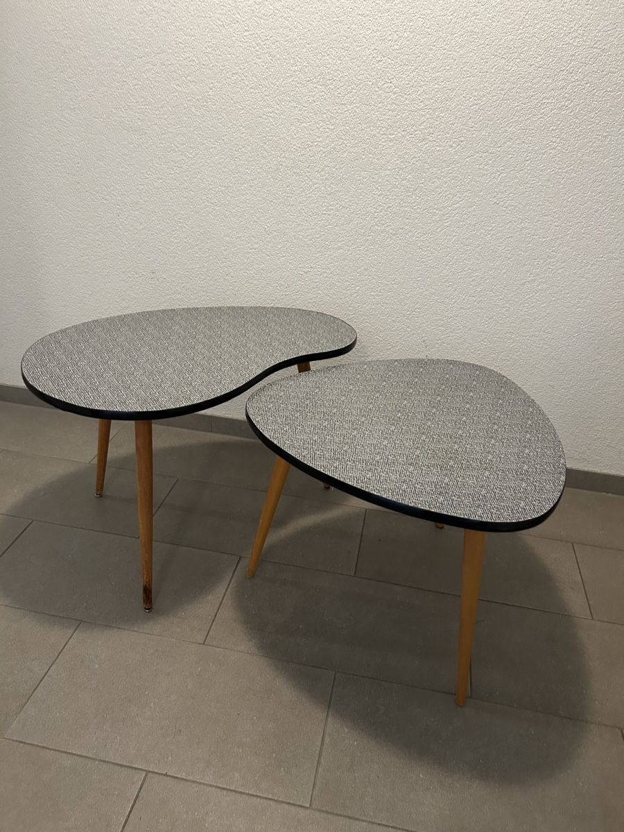 Tische: Table basse vintage des années 50, forme haricot. – Gebraucht aus Thierrens von Bigla